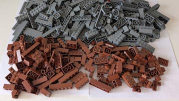 Lego Pièces - 1000 Pieces - Red, Dark Gray, Brown