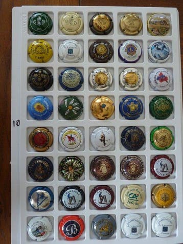 Collection thématique - 320 capsules de champagne valeur