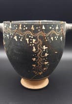 Oud-Grieks, Magna Graecia Grote Apulische skyphos uit