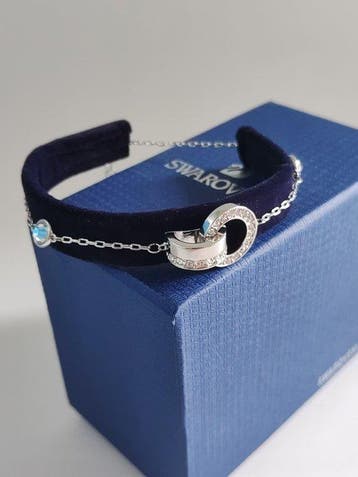 Swarovski - Beeldje - Swarovski bracelet - Metaal, Kristal, Antiek en Kunst