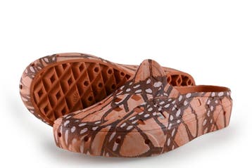 Vans Muiltjes in maat 36 Rood, Kleding | Dames, Schoenen, Verzenden, Zo goed als nieuw, Vans, Rood