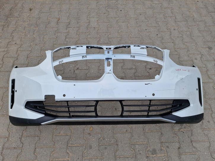BMW iX3 G08 voorbumper, Auto-onderdelen, Carrosserie, Gebruikt, Verzenden