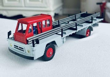 Dinky Toys - Voiture-jouet CAMION SAVIEM PORTE-FER -