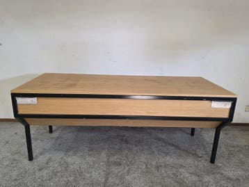 Presentatietafel – B170,5 x D70 x H70,5 cm