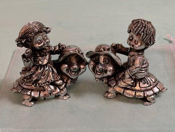 Emozioni Argenti - Beeldje - Funny Tortoise Riding BOY &, Antiek en Kunst