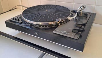 Akai - AP-206C- Auto-Return Direct Drive Limited Table, Nieuw