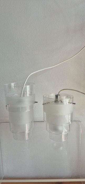 Lamp - Glas, Metaal - Twee glazen hanglampen.