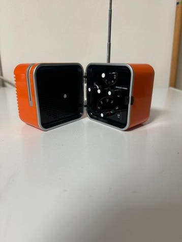 Brionvega - ts 502 Draagbare radio, Audio, Tv en Foto, Radio's, Nieuw