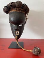 Mukish (Mukishi) masker – Salampasu, DR Congo, Antiek en Kunst