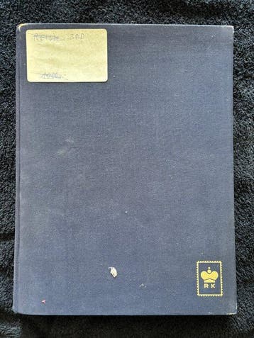 Wereld 1880/1990 - 06 - 13 stuks. Postzegelalbums, Gestempeld