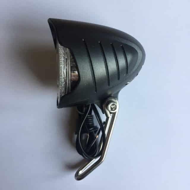 Super mooie naafdynamo koplamp. Met schakelaar., Vélos & Vélomoteurs, Accessoires vélo | Éclairage de vélo, Envoi