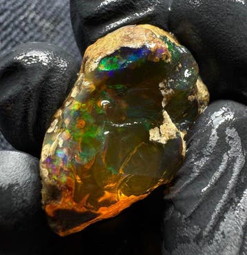 56ct Kristal Opaal Ruw- 11.2 g