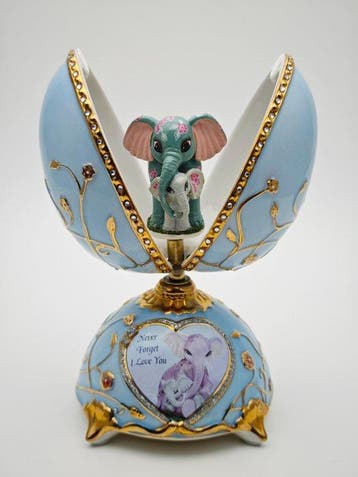 Bradford Exchange Unforgettable Love Music Box - Boîte à