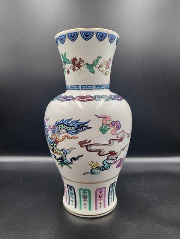 Franklin Mint – Chien-Ying May – Vase « La Danse du Dragon