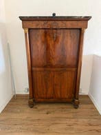 Secrétaire - Hout