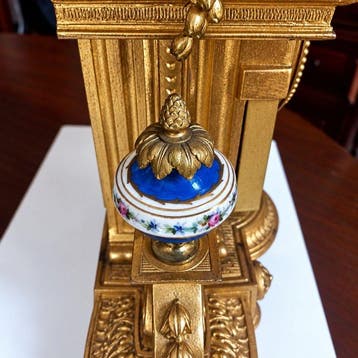Tafelklok - Breguet Lodewijk XVI-stijl Porselein, Messing,, Antiek en Kunst
