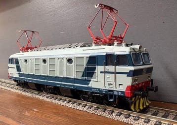 Rivarossi H0 - 1471 - Locomotive électrique (1) - E632.042, Hobby en Vrije tijd, Nieuw