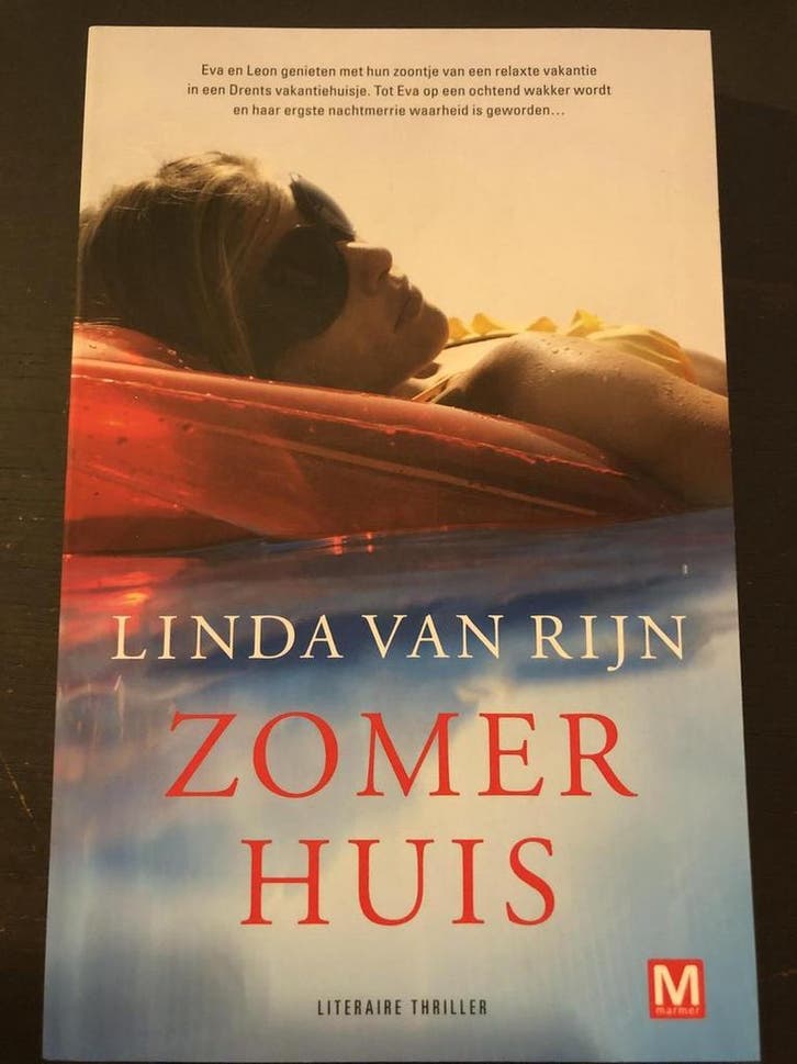 Zomerhuis 9789460685552 Linda van Rijn, Boeken, Thrillers, Gelezen, Verzenden