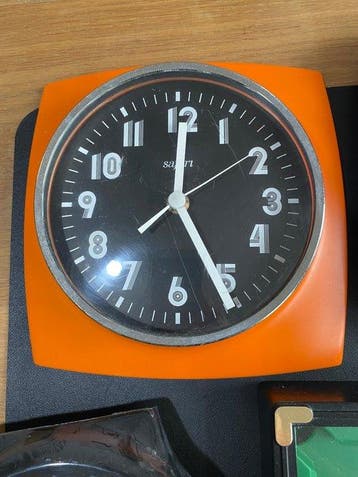 Horloge (9) - Métal - 1960-1970 - horloges vintage et rétro