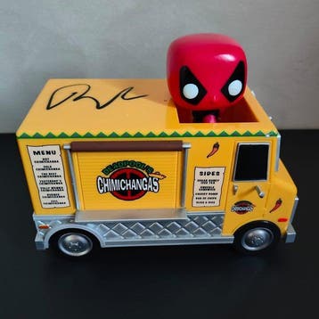 Funko - Funko Pop Deadpool – Ryan Reynolds Signed Funko Pop!