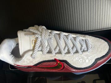 Nike - LeBron 20 James - Low-top sneakers - Maat: EU 45 -, Nieuw