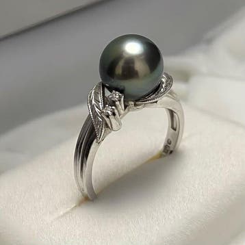 Mikimoto - Ring - 18 karaat Witgoud Parel - Diamant, Nieuw