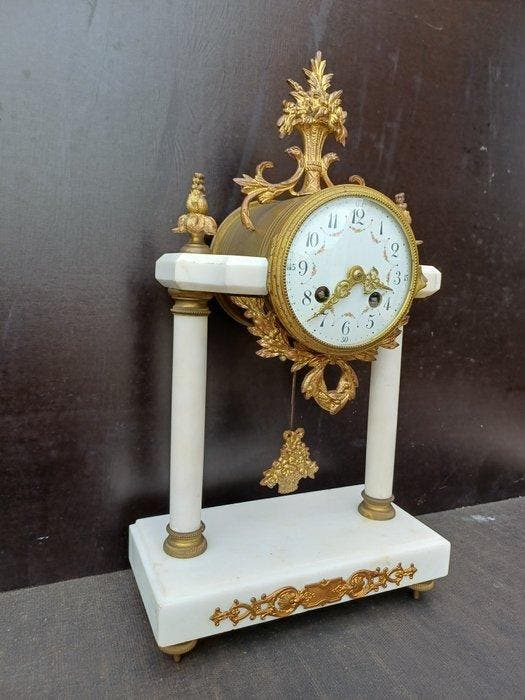 Pendule portique - S.Marty - Antique Bronze, Laiton, Marbre, Antiek en Kunst, Antiek | Klokken