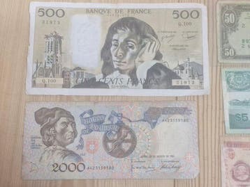 Wereld. - 32 Banknotes - Various Dates (Zonder minimumprijs)