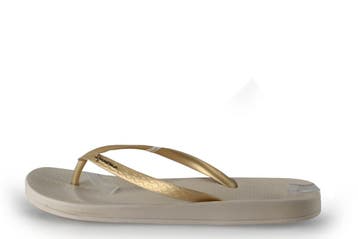 Ipanema Slippers in maat 42 Beige, Kleding | Dames, Schoenen, Slippers, Verzenden, Beige, Zo goed als nieuw