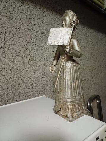 Statue, Lady - 40 cm - Fonte