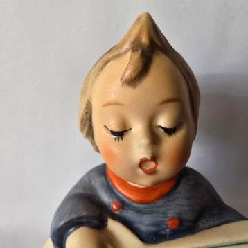 Goebel - Beeldje - Hummel #53 - Joyful Banjo Betty - TMK3 -