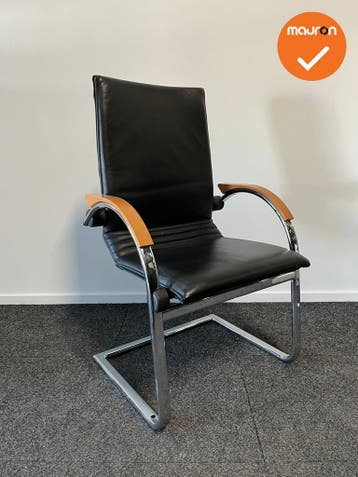 Ahrend A350 vergaderstoel - Zwart leer - Hoge rug, Vergader- of Presentatieruimte, Ophalen of Verzenden, Gebruikt, Stoel