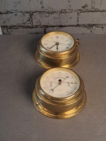 Fyrkat - Weerstation (2) - Messing - Scheepsbel en barometer