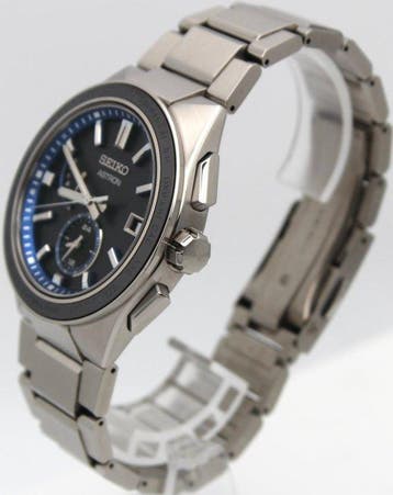 Seiko - Astron – Solar Radio Controlled – World Time –
