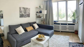 Appartement aan Place de la Petite Suisse, Ixelles