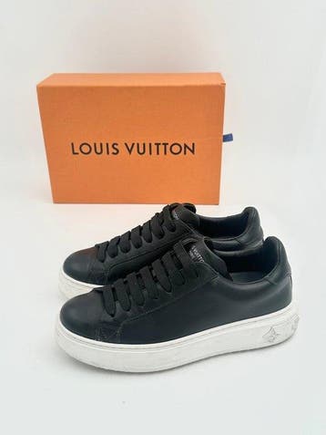 Louis Vuitton - Time Out - Sneakers - Maat: EU 36