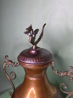 Mythologische Draak Detail - Samovar - Koper - Grote
