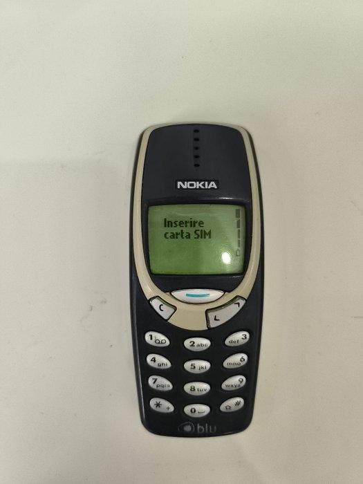 Nokia 3310/ 3510i - Mobiele telefoon (2), Games en Spelcomputers, Spelcomputers | Overige Accessoires
