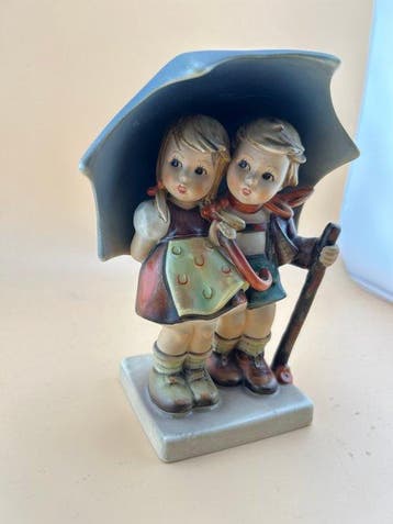 Goebel - M.I. Hummel - Figure - Unter einem Dach -, Antiek en Kunst