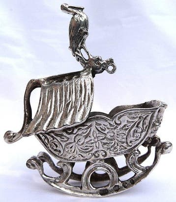 Beeldje - SCHOMMEL-MET OOIEVAAR - .835 zilver