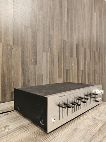 Realistic - 31-2000 Stereo grafische equalizer, Nieuw