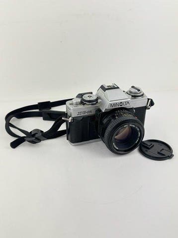 Minolta XG-M with 50mm Lens Appareil photo argentique
