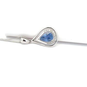 Ketting met hanger - 14 karaat Witgoud - 0.78ct. tw. Saffier