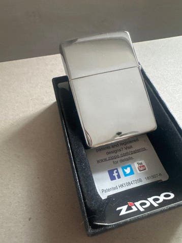 Zippo - Aansteker - Staal (roestvrij), Nieuw
