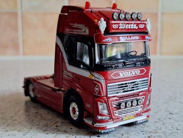 Tekno 1:50 - Model vrachtwagen - VOLVO FH04 Globetrotter -
