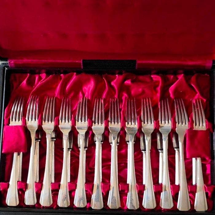 Harnais (24) - Antique - Autriche - 1920-1930, Antiquités & Art, Antiquités | Argent & Or