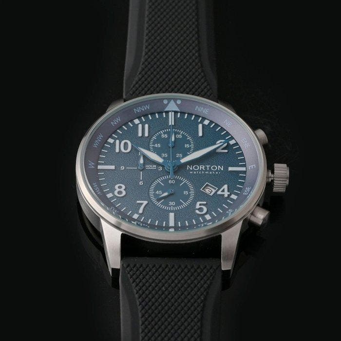 Norton - Altura - Pilot Chronograph 100M - Rosa dei Venti -, Handtassen en Accessoires, Horloges | Heren
