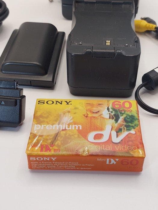 Sony DCR-PC10E Mini DV-DV camera, Verzamelen, Foto-apparatuur en Filmapparatuur