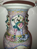 Vaas - Porselein - China - Qing Dynastie (1644-1911), Antiek en Kunst