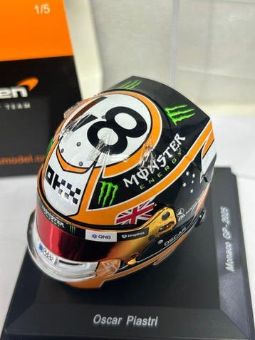 Spark 1:5 - Modelauto - Exclusivo! Oscar Piastri McLaren, Nieuw